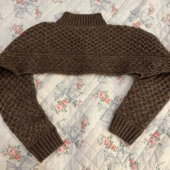 ASTR Cable-Knit Crop Sweater Shrug size Medium - Picture 8 of 8